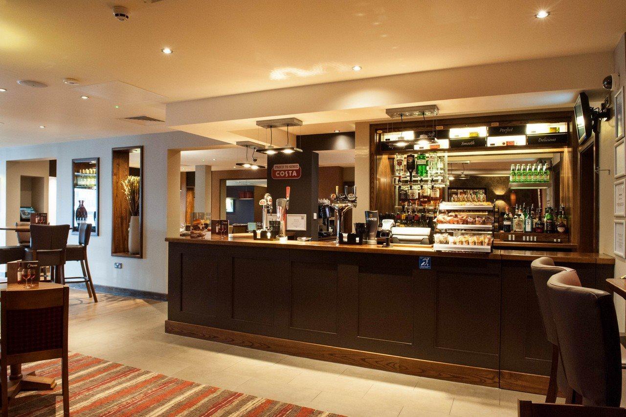Premier Inn Canterbury City Centre Екстериор снимка