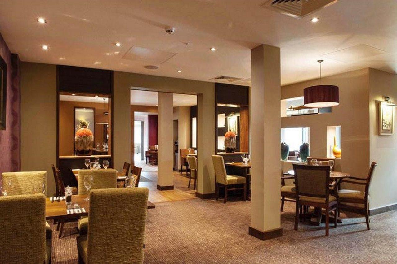 Premier Inn Canterbury City Centre Екстериор снимка