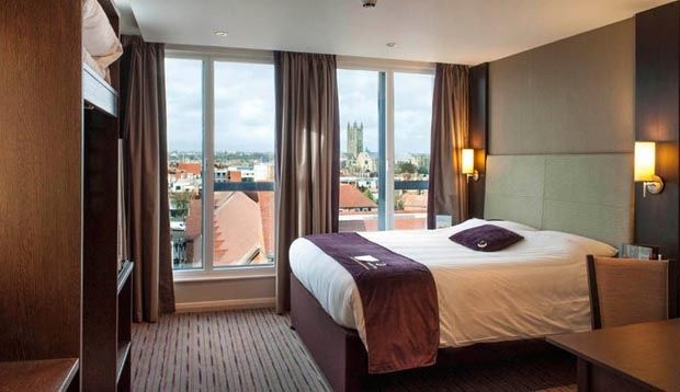 Premier Inn Canterbury City Centre Екстериор снимка